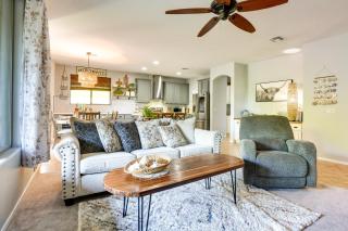 Sunny V Arizona Retreat with Private Pool and Patio - 8