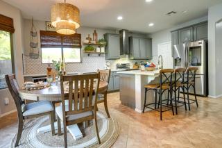 Sunny V Arizona Retreat with Private Pool and Patio - 3