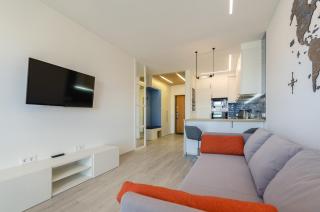 Petrovdom in panoramic view apartment nearby Central Railway Station in RC Kvartet - Kiev - 6
