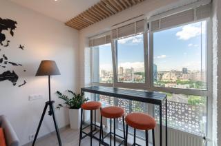 Petrovdom in panoramic view apartment nearby Central Railway Station in RC Kvartet - Kiev - 3
