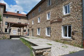 Hôtel Des Voyageurs - Bellevue-la-Montagne - 8