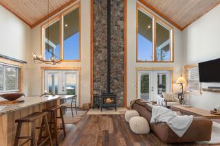 Little Tooth Retreat - Big Cabin - Sandpoint - 4