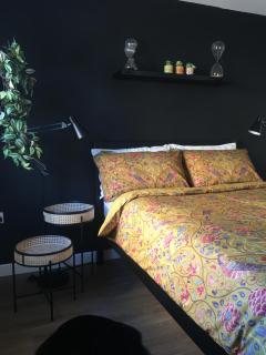 Comfortable rooms with live in host, walking distance to the High St & more - Glastonbury - 0