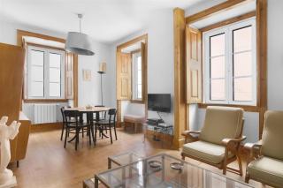 Classy 2BR in Principe Real w/ Heating - Lisbon - 1