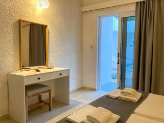 Ladiko Inn Hotel Faliraki -Anthony Quinn Bay - Faliraki - 9