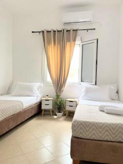 M.V.G.M.-Home - Ios Chora - 2