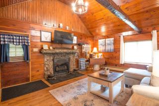 Blue Moon Log Cabin - Nashville - 8