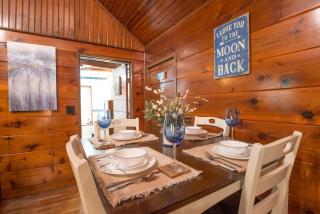 Blue Moon Log Cabin - Nashville - 7