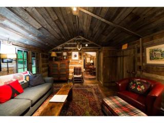 Grandma Barnes Cabin - 6