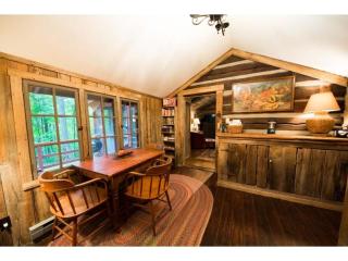 Grandma Barnes Cabin - 2