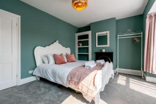 Cosy Blue Shells Cottage - 2bedrooms - Garden - 5mins beach - 1min Shell Grotto - Margate - 0