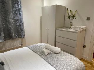 Deptford’s Jewel - 4