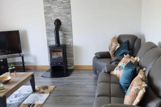 Grace's Place with Hot Tub & Games Room - 7