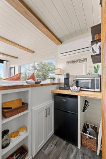 New The Perry Cozy Container Home - Fredericksburg - 6