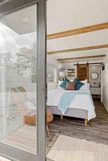 New The Wildflower Cozy Container Home - 7