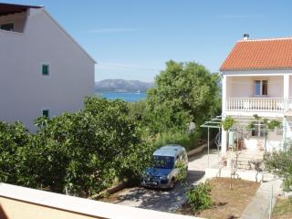 Apartmani Boris - Betina - 3