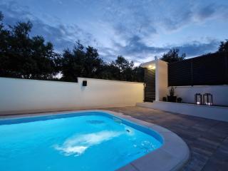 Apartman Marčelina 1 with private pool - Trogir - 6