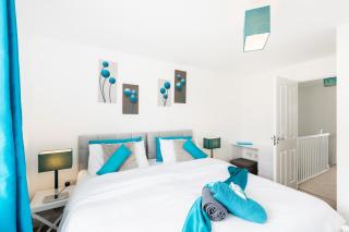 Spacious Group House for Medical Staff, Contractors & Families - Ensuites, Parking & Netflix by DreamyPads - Bristol - 4