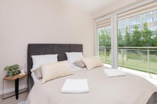 Comfy Apartment Kapitańska & Parking & Balcony by Noclegi Renters - Gdynia - 9