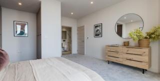 The Mercian - 3BDR LUXURY PENTHOUSE -24 HR GYM - PRIVATE TERRACE - Birmingham - 4