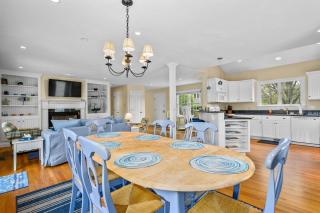 Sea Mist Cottage by the sea w/ central AC views - 9