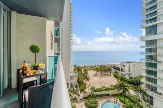 New Ocean View Condo, Direct Beach Access, Pool & Amenities at Hollywood Beach - Hollywood - 6