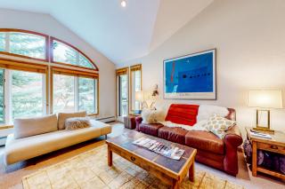 Seasons Lodge #202 - 5