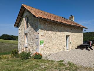 Maison isolée avec piscine privée et spa, Charente - FR-1-653-4 - Montignac-le-Coq - 3