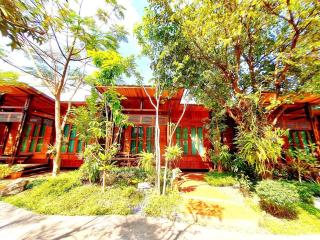 Areeya phubeach resort wooden house Coliving Coworking - Ban Chong Phli - 1