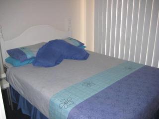 Hardwicke Beach House - Brentwood - 4