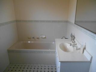 Ebb N Flow Beach House - Stansbury - Stansbury - 1