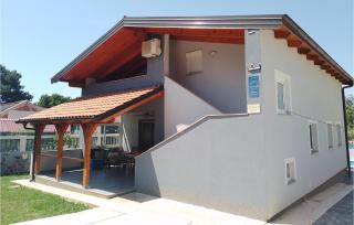 Lovely Home In Peroj With Wifi - Peroj - 5
