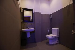 J Hotel - 6