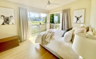 Shore Bird On Moreton - Tangalooma - 3