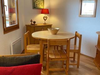 Appartement cosy pour 4 avec WiFi proche pistes et commerces - FR-1-733-93 - 8
