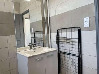 Appartement rénové 4-6 pers à 200m de la plage avec parking privé, centre de Saint Pierre - FR-1-229D-122 - Fleury - 4