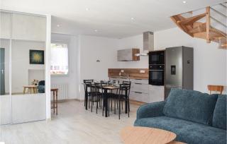 Awesome Home In Canihuel - 7