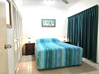 Mango Tree Holiday Apartments - Port Douglas - 3