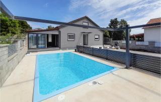 Beautiful Home In Peroj With Wifi - Peroj - 5