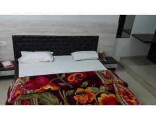 Shivom Hotel, Modinagar - Niwāri - 8