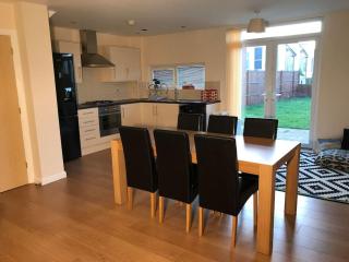 Nice house + Car parking + Close to the city centre - Manchester - 3