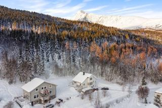 Main floor in the Lyngen Alps, whole house rentable - Lyngseidet - 3