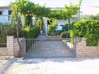 DORIS PUNTA SKALA, 2 BEDROOMS - Petrčane - 9