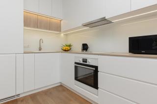 Cozy & Sunny Studio for 4 Guests Kolejowa Warsaw by Noclegi Renters - Varsavia - 8