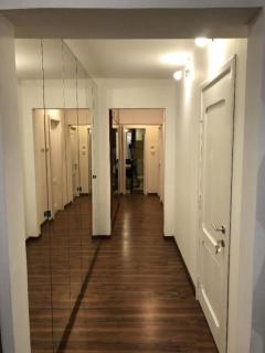 Majestic Luxury Apartment Close to Presidential Palace - Bucharest - 8