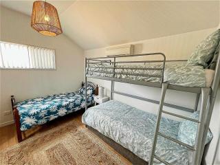 Sea Salt at Stansbury Apartment 3 - 4