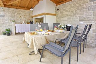 Apartments House Anna for max 13 Persons in Poreč, pet friendly - Poreč - 1