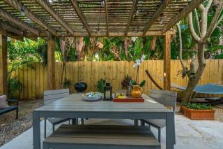 Stylish Historic Spanish Retreat Close to Beach! - 7