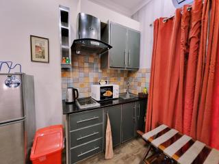 Hayyat Luxury Hotel Suites - Lahore - 7