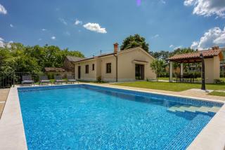 Villa Alba with Private Pool - Lupoglav - 7